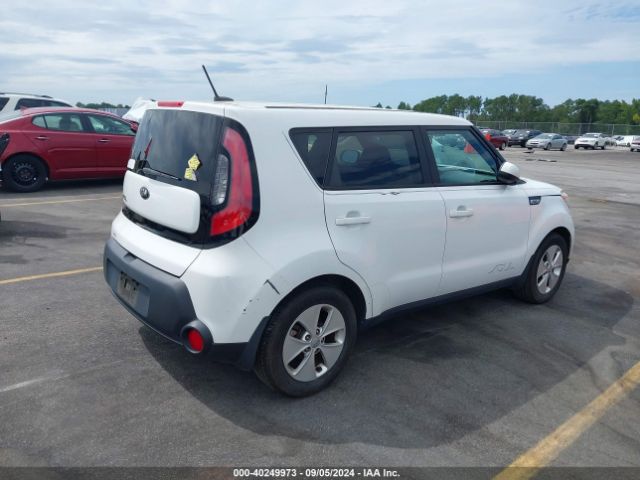 Photo 3 VIN: KNDJN2A22F7142920 - KIA SOUL 