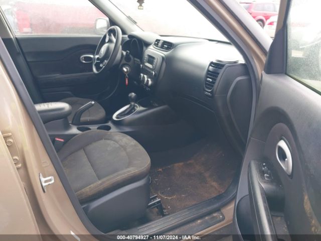 Photo 4 VIN: KNDJN2A22F7187713 - KIA SOUL 