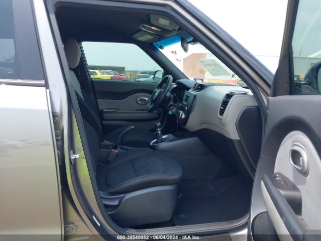 Photo 4 VIN: KNDJN2A22F7236201 - KIA SOUL 