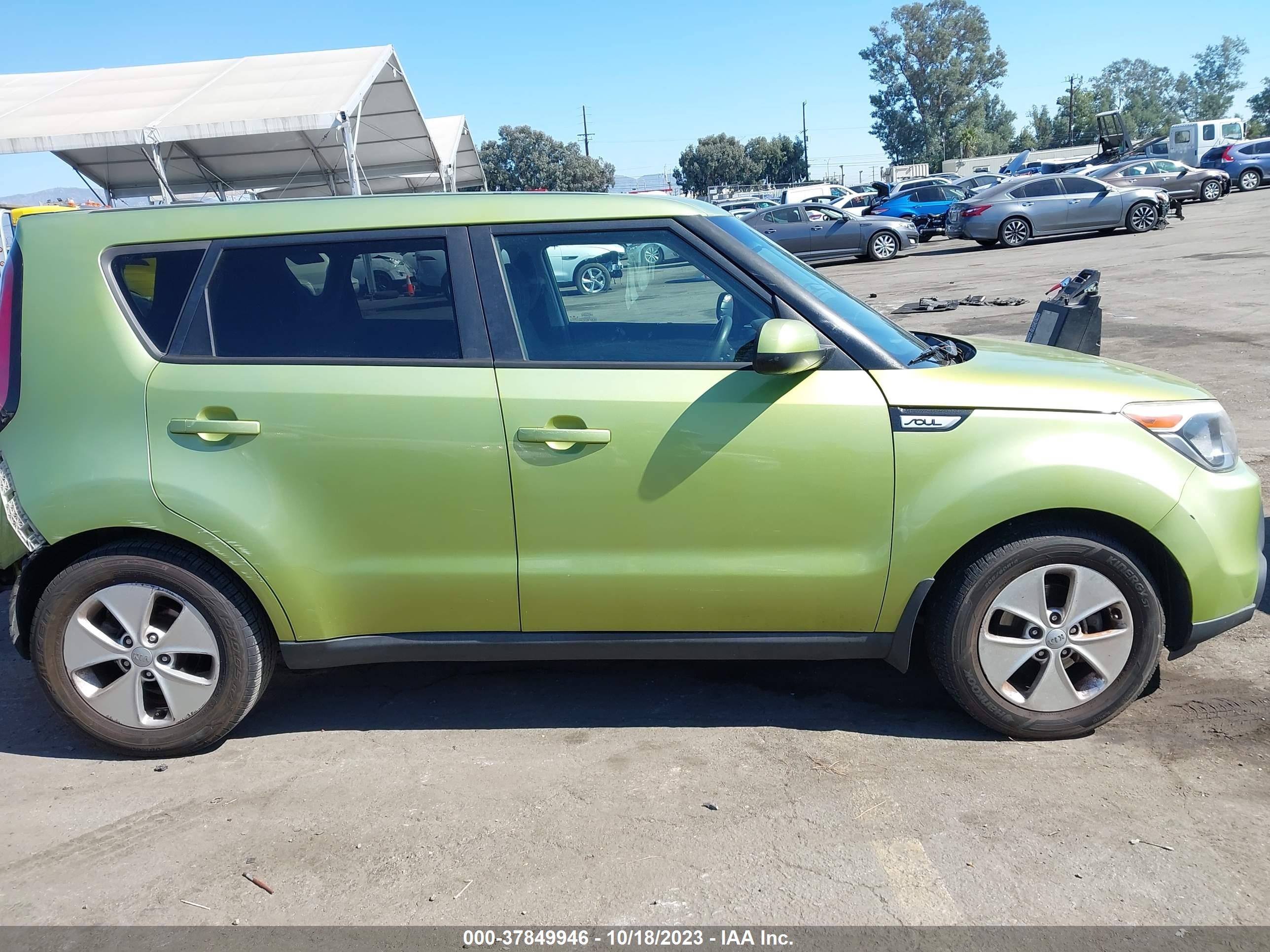 Photo 13 VIN: KNDJN2A22F7800848 - KIA SOUL 