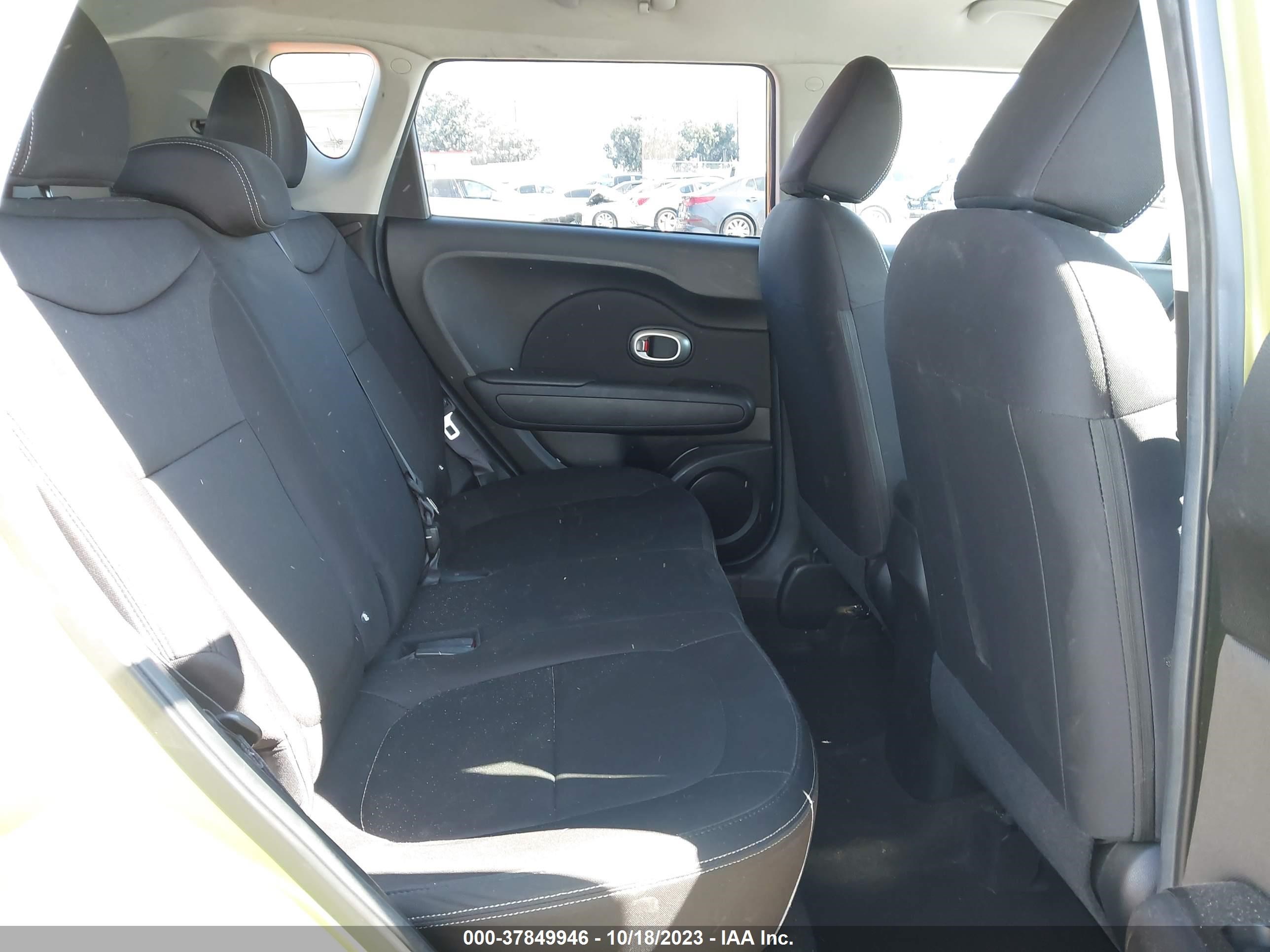 Photo 7 VIN: KNDJN2A22F7800848 - KIA SOUL 