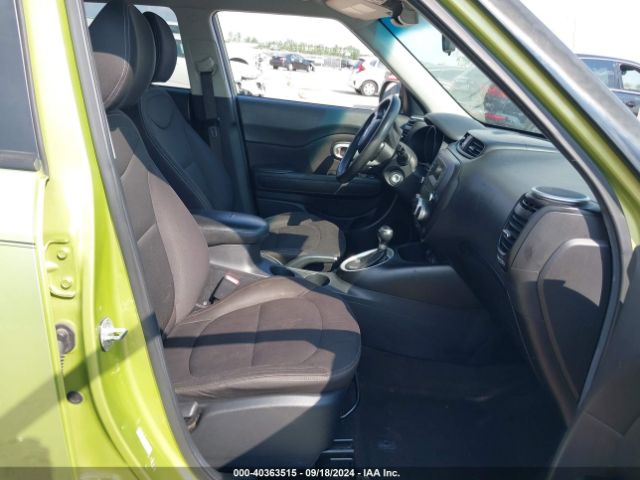 Photo 4 VIN: KNDJN2A22F7806746 - KIA SOUL 