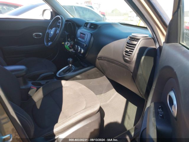 Photo 4 VIN: KNDJN2A22G7318978 - KIA SOUL 