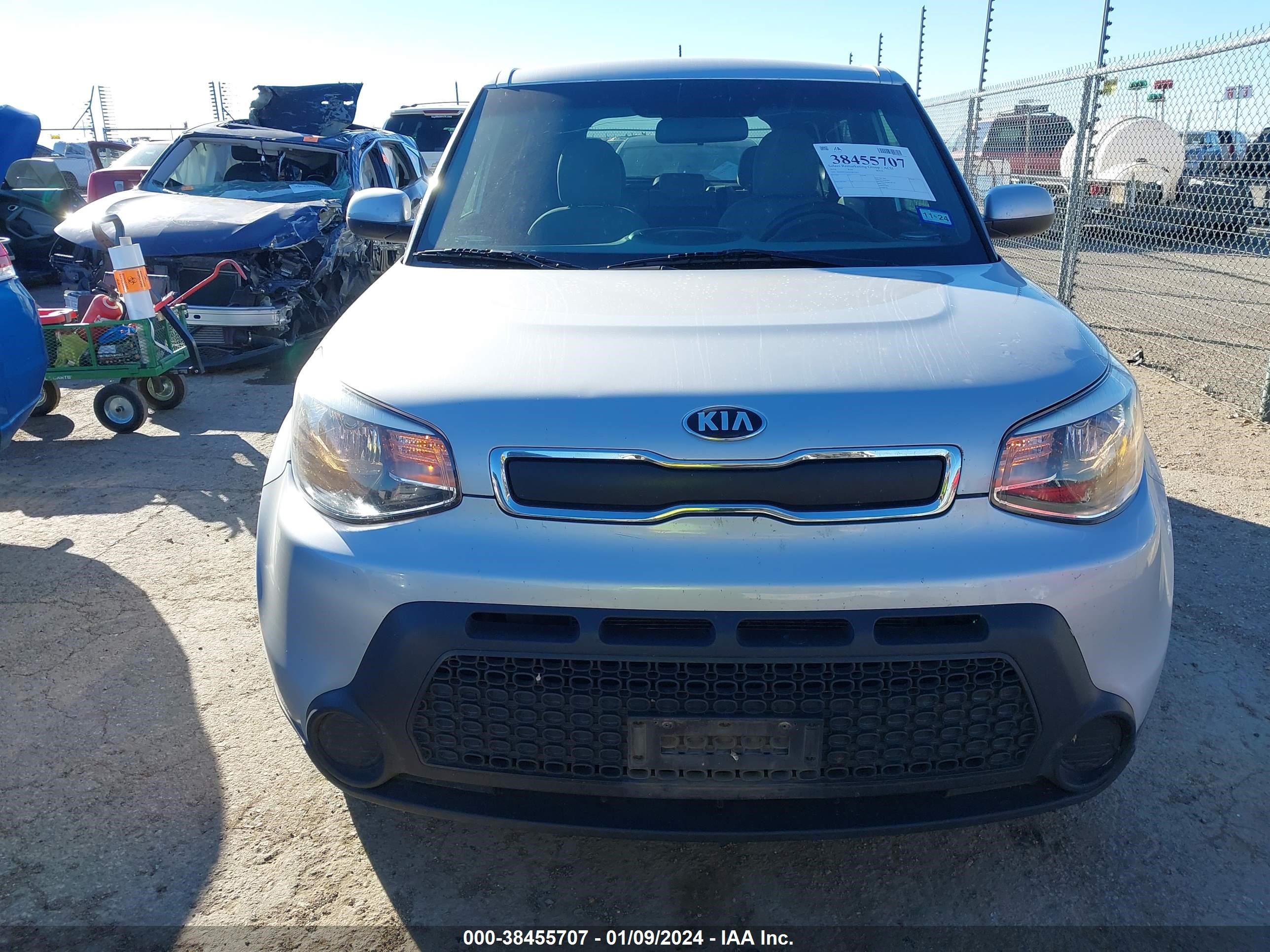 Photo 5 VIN: KNDJN2A22G7837433 - KIA SOUL 