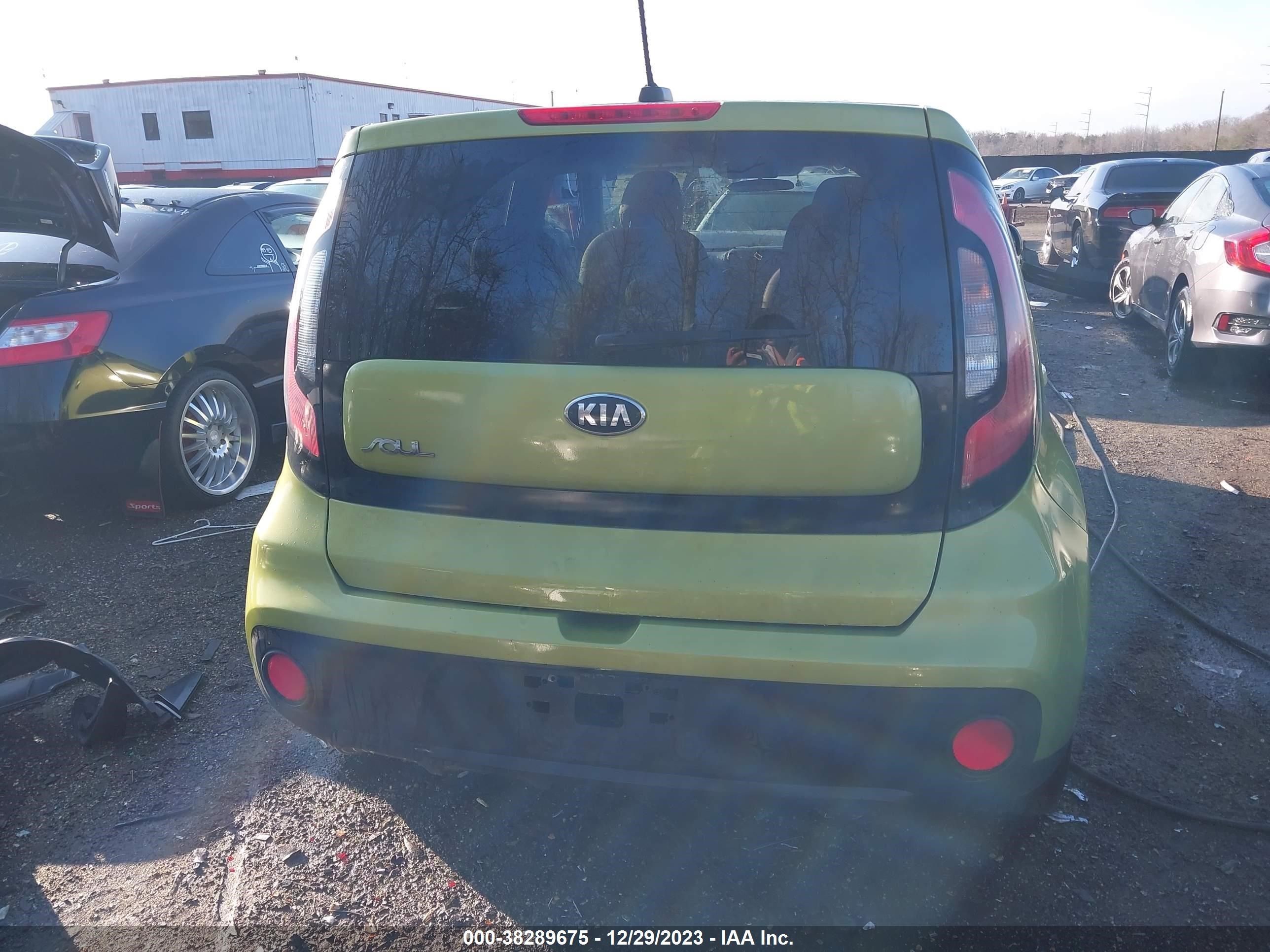 Photo 14 VIN: KNDJN2A22H7877304 - KIA SOUL 