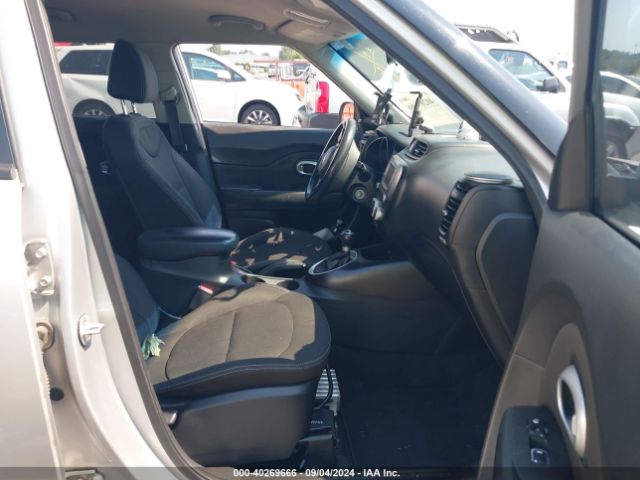 Photo 4 VIN: KNDJN2A22J7561178 - KIA SOUL 