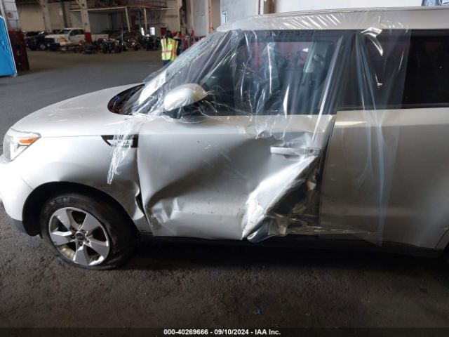 Photo 5 VIN: KNDJN2A22J7561178 - KIA SOUL 