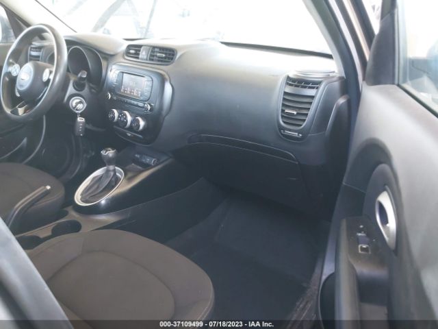 Photo 5 VIN: KNDJN2A22J7613229 - KIA SOUL 