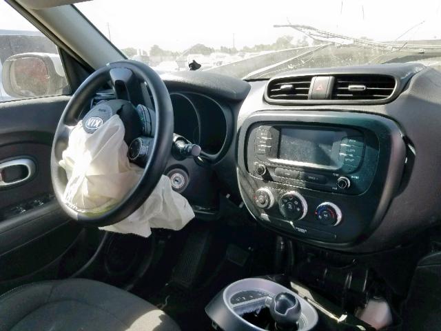 Photo 8 VIN: KNDJN2A22K7688028 - KIA SOUL 