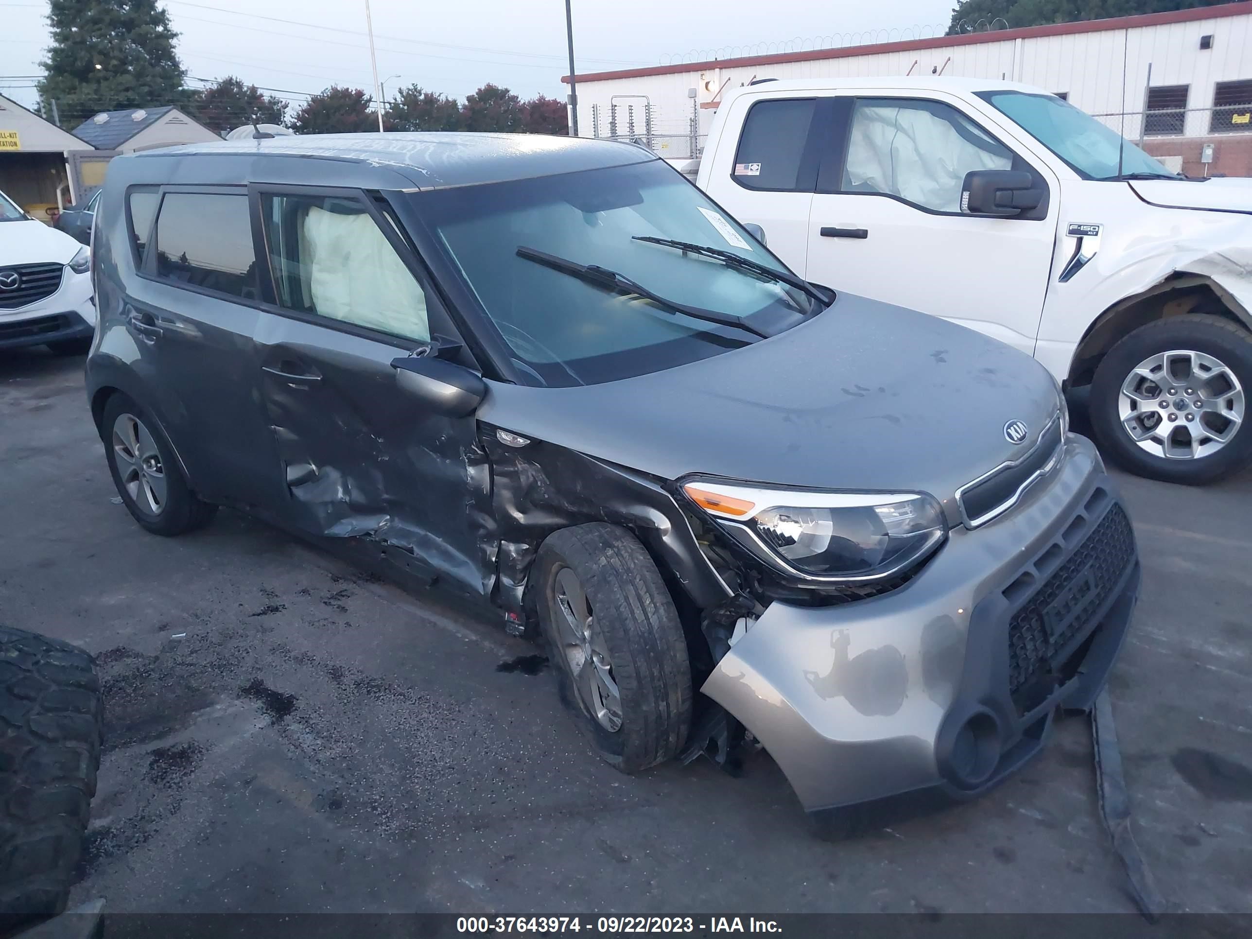 Photo 12 VIN: KNDJN2A23E7104627 - KIA SOUL 