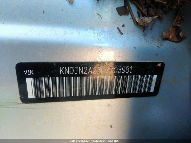 Photo 8 VIN: KNDJN2A23E7703981 - KIA SOUL 