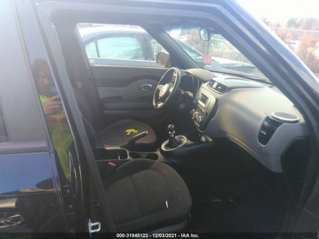 Photo 4 VIN: KNDJN2A23F7173318 - KIA SOUL 