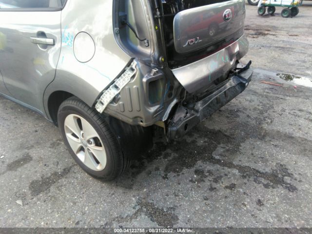 Photo 5 VIN: KNDJN2A23F7224929 - KIA SOUL 