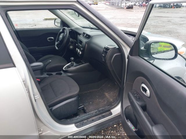 Photo 4 VIN: KNDJN2A23F7758500 - KIA SOUL 