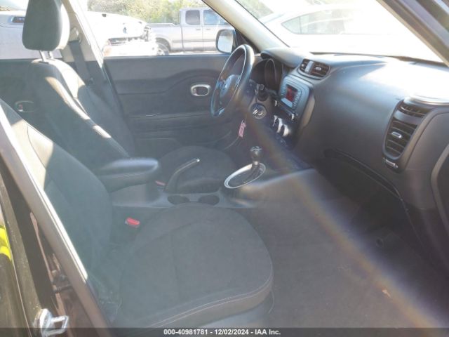 Photo 4 VIN: KNDJN2A23F7807193 - KIA SOUL 