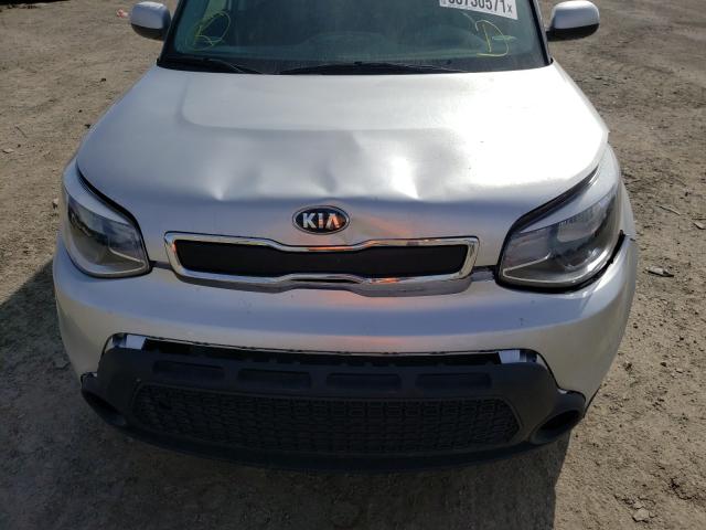 Photo 8 VIN: KNDJN2A23F7817237 - KIA SOUL 