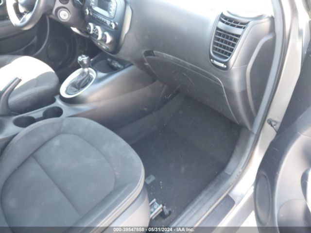 Photo 4 VIN: KNDJN2A23G7352265 - KIA SOUL 