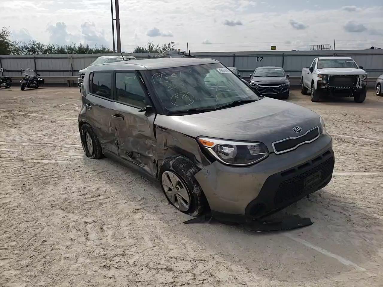 Photo 10 VIN: KNDJN2A23G7378574 - KIA SOUL 