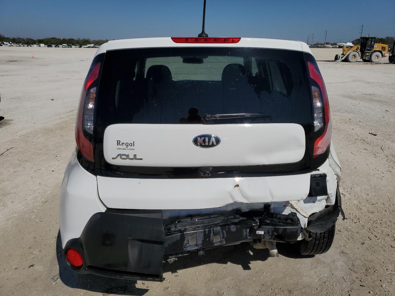 Photo 5 VIN: KNDJN2A23G7383662 - KIA SOUL 