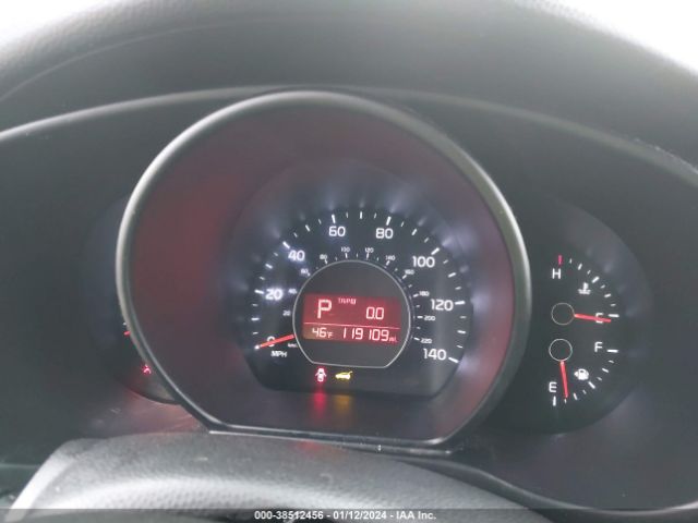 Photo 6 VIN: KNDJN2A23G7388568 - KIA SOUL 