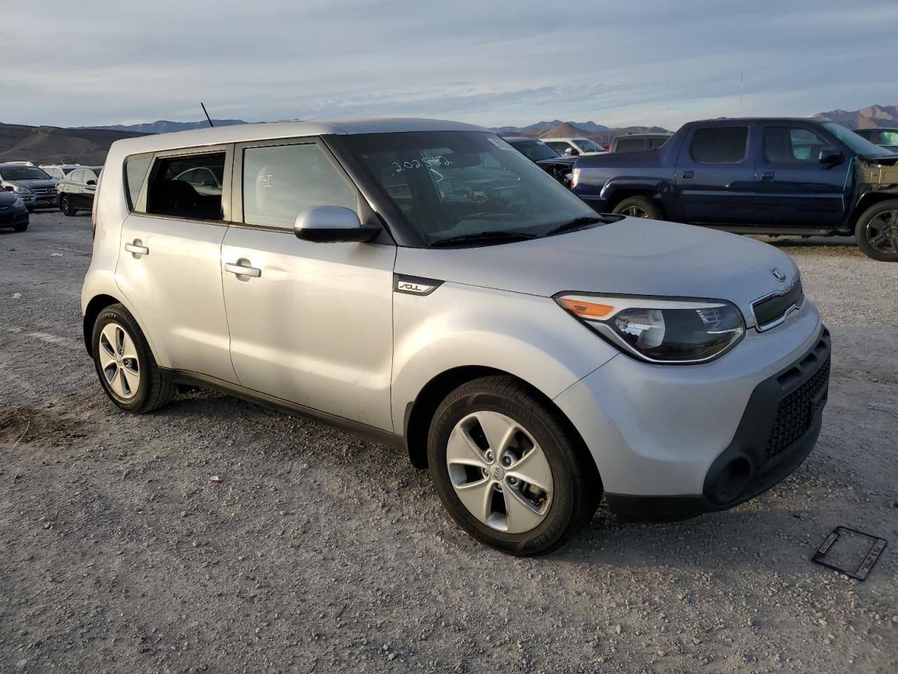 Photo 3 VIN: KNDJN2A23G7840549 - KIA SOUL 