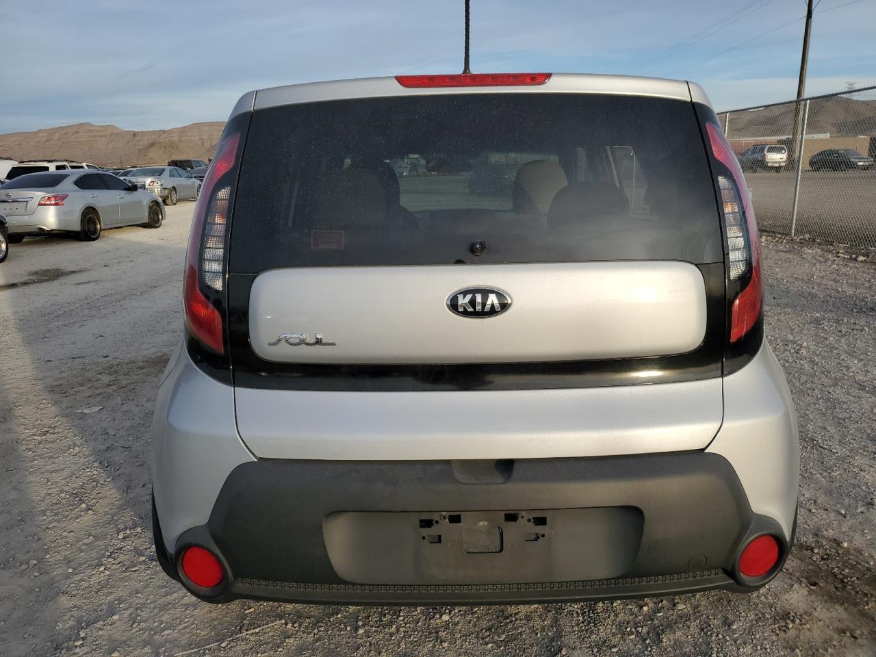 Photo 5 VIN: KNDJN2A23G7840549 - KIA SOUL 