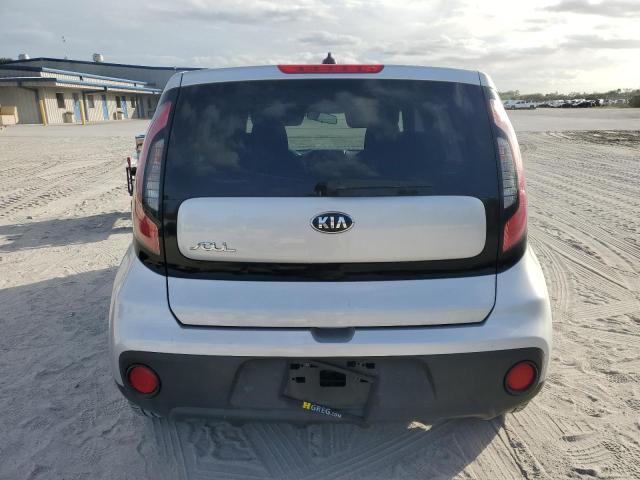 Photo 5 VIN: KNDJN2A23H7456093 - KIA SOUL 