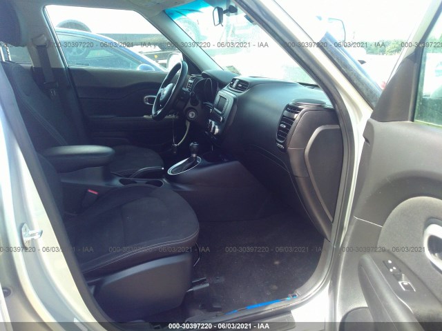 Photo 4 VIN: KNDJN2A23H7458748 - KIA SOUL 