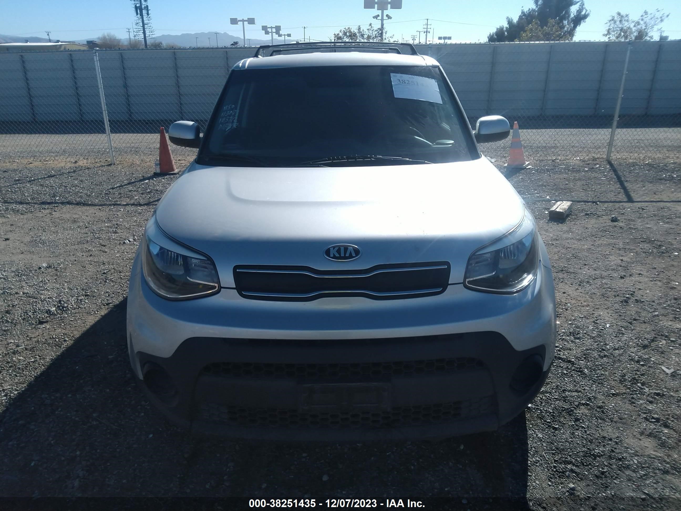 Photo 10 VIN: KNDJN2A23H7465280 - KIA SOUL 