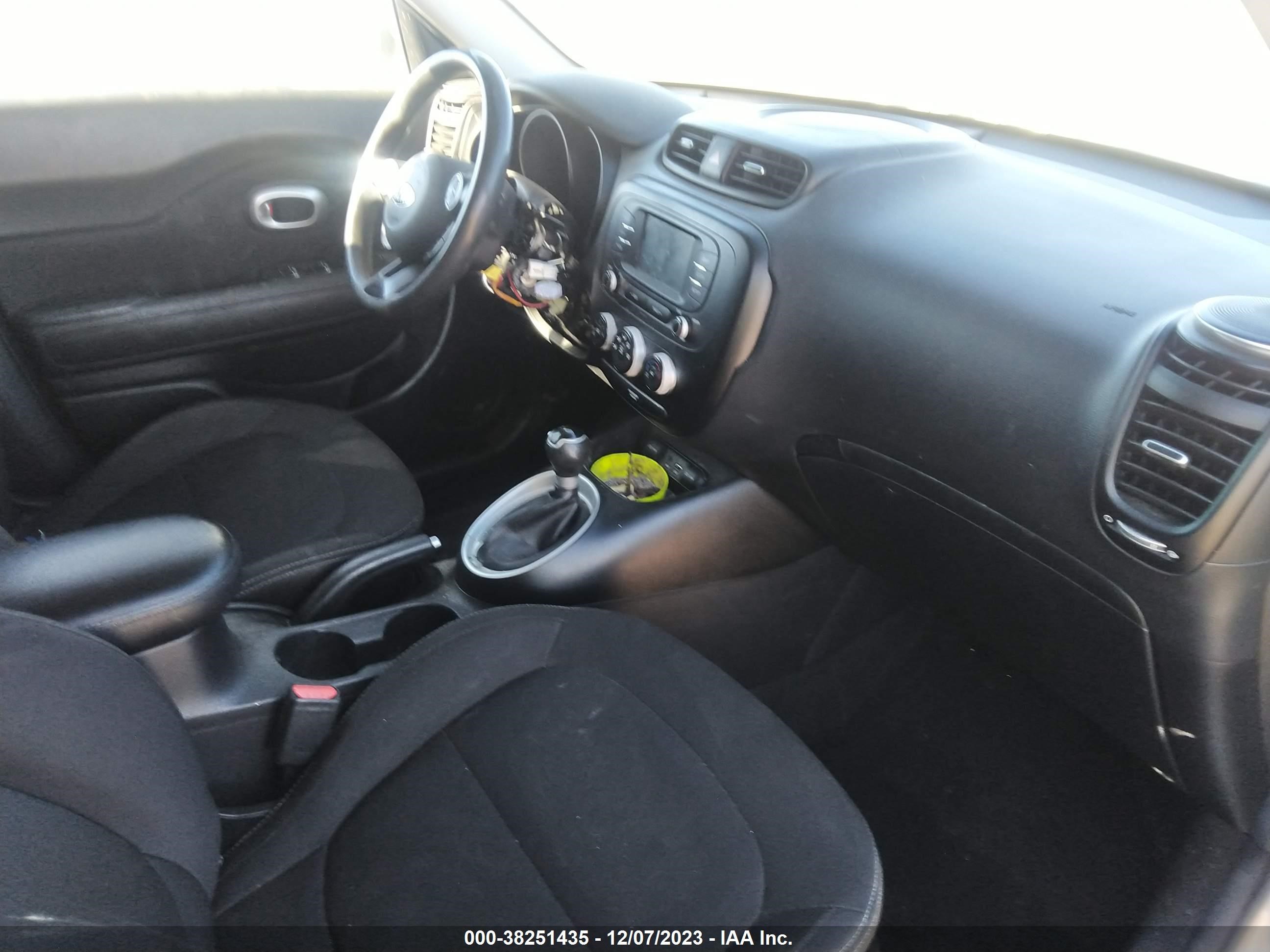 Photo 4 VIN: KNDJN2A23H7465280 - KIA SOUL 