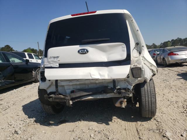 Photo 8 VIN: KNDJN2A23J7507081 - KIA SOUL 