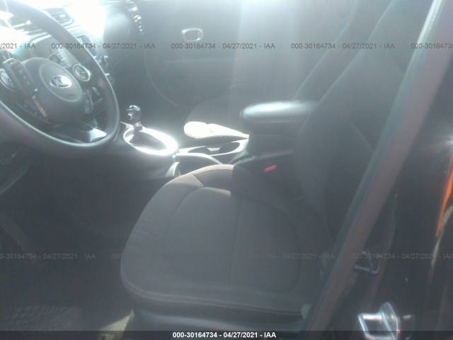 Photo 4 VIN: KNDJN2A23J7624174 - KIA SOUL 