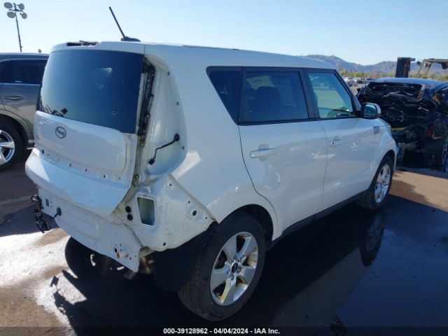 Photo 3 VIN: KNDJN2A23J7897955 - KIA SOUL 