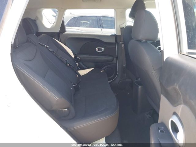 Photo 7 VIN: KNDJN2A23J7897955 - KIA SOUL 