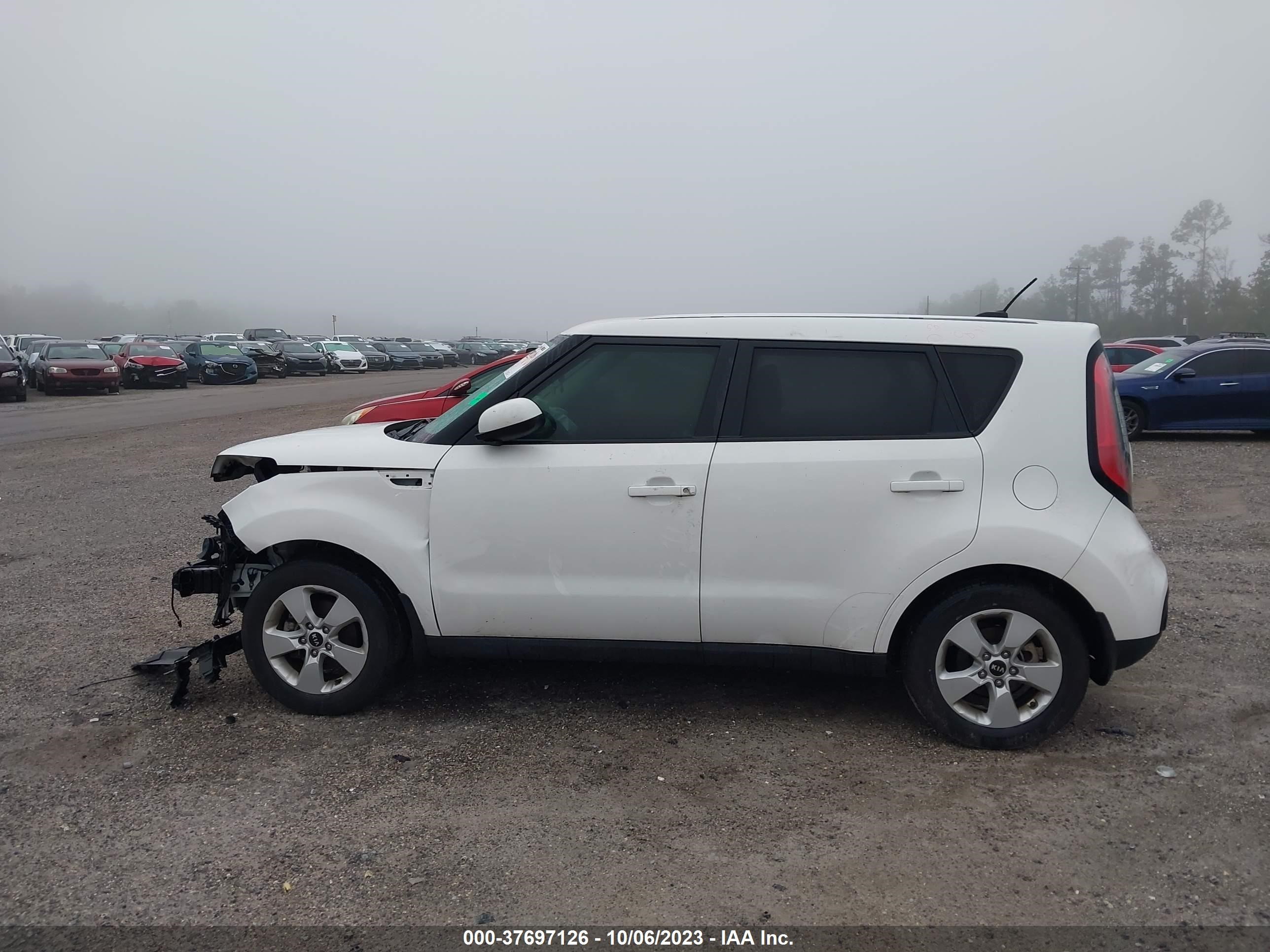 Photo 13 VIN: KNDJN2A23J7907514 - KIA SOUL 