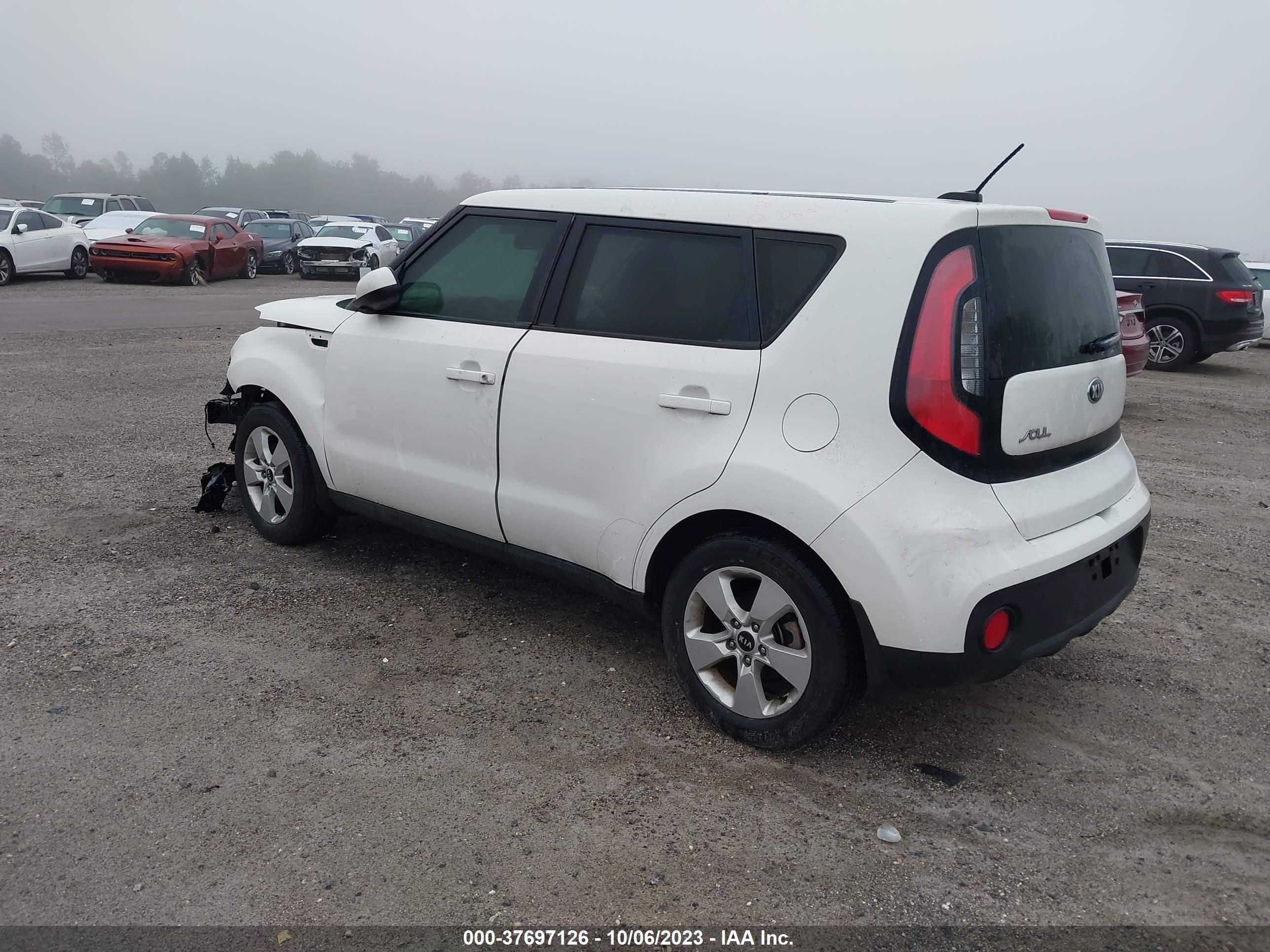 Photo 2 VIN: KNDJN2A23J7907514 - KIA SOUL 