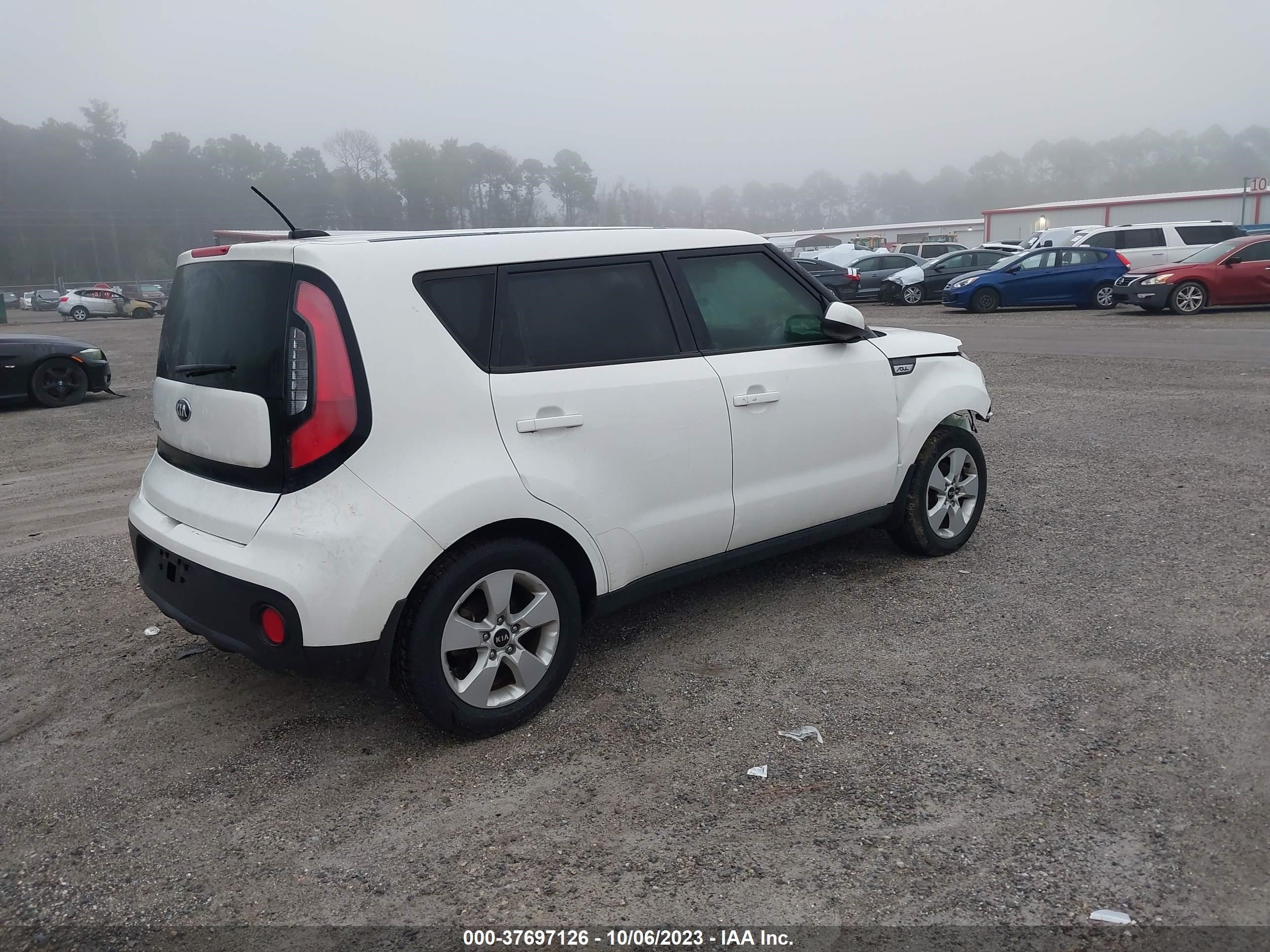 Photo 3 VIN: KNDJN2A23J7907514 - KIA SOUL 