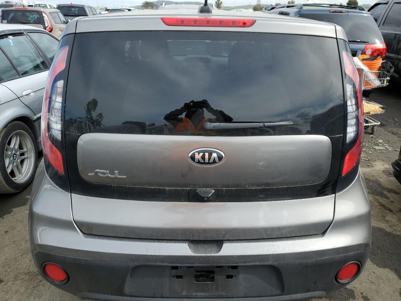 Photo 5 VIN: KNDJN2A23K7018195 - KIA SOUL 