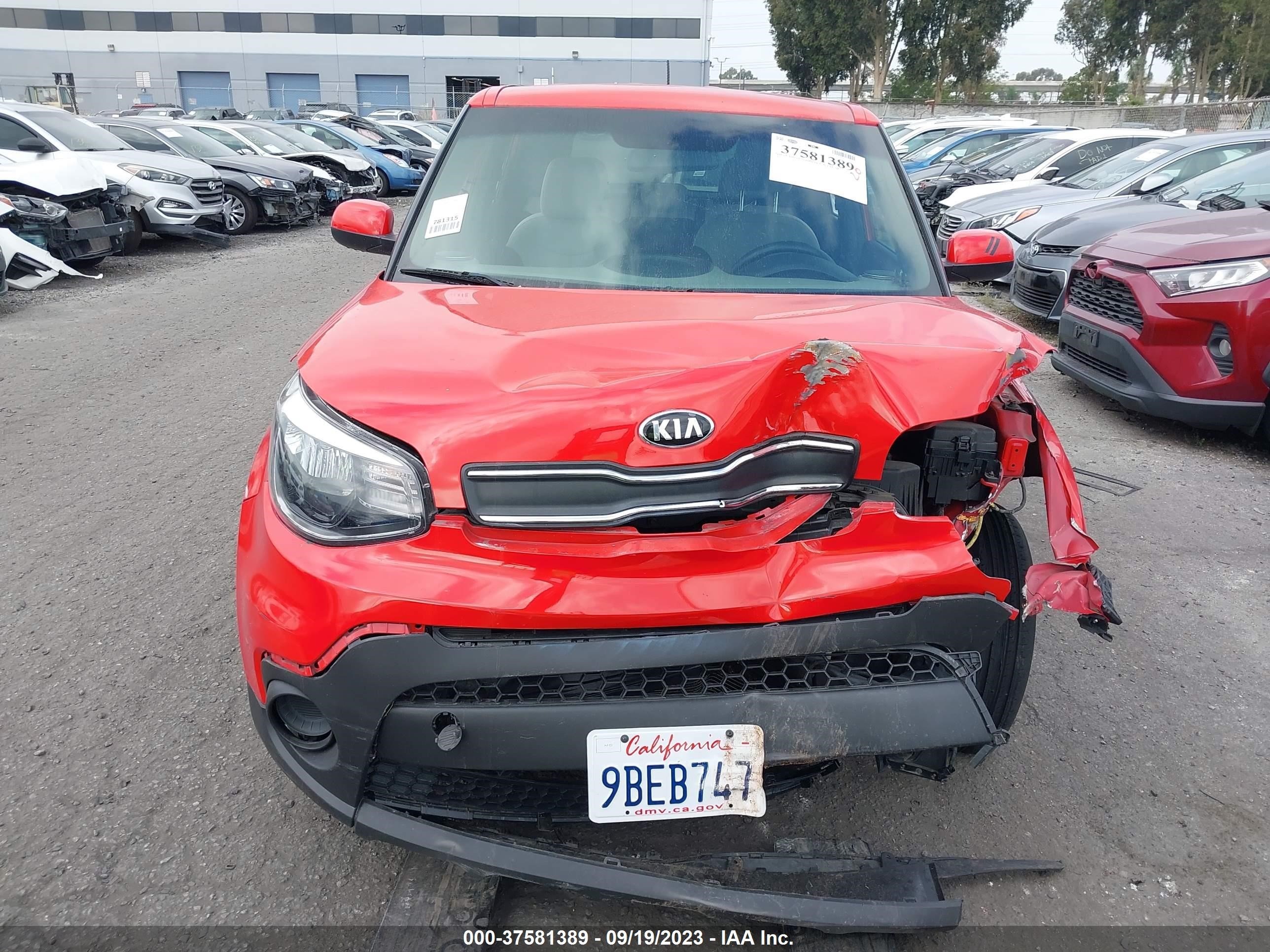 Photo 11 VIN: KNDJN2A23K7681069 - KIA SOUL 