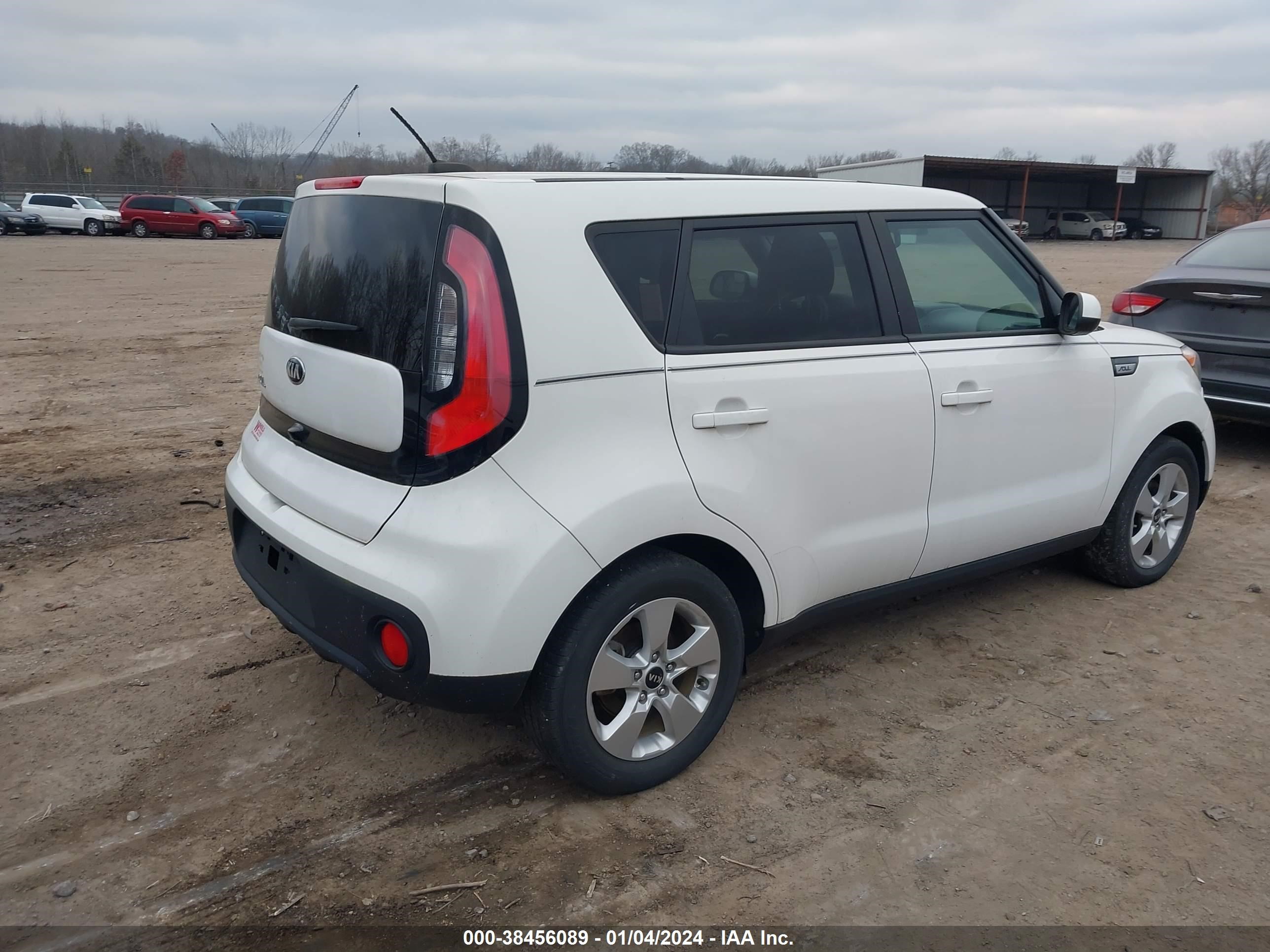 Photo 3 VIN: KNDJN2A23K7921401 - KIA SOUL 