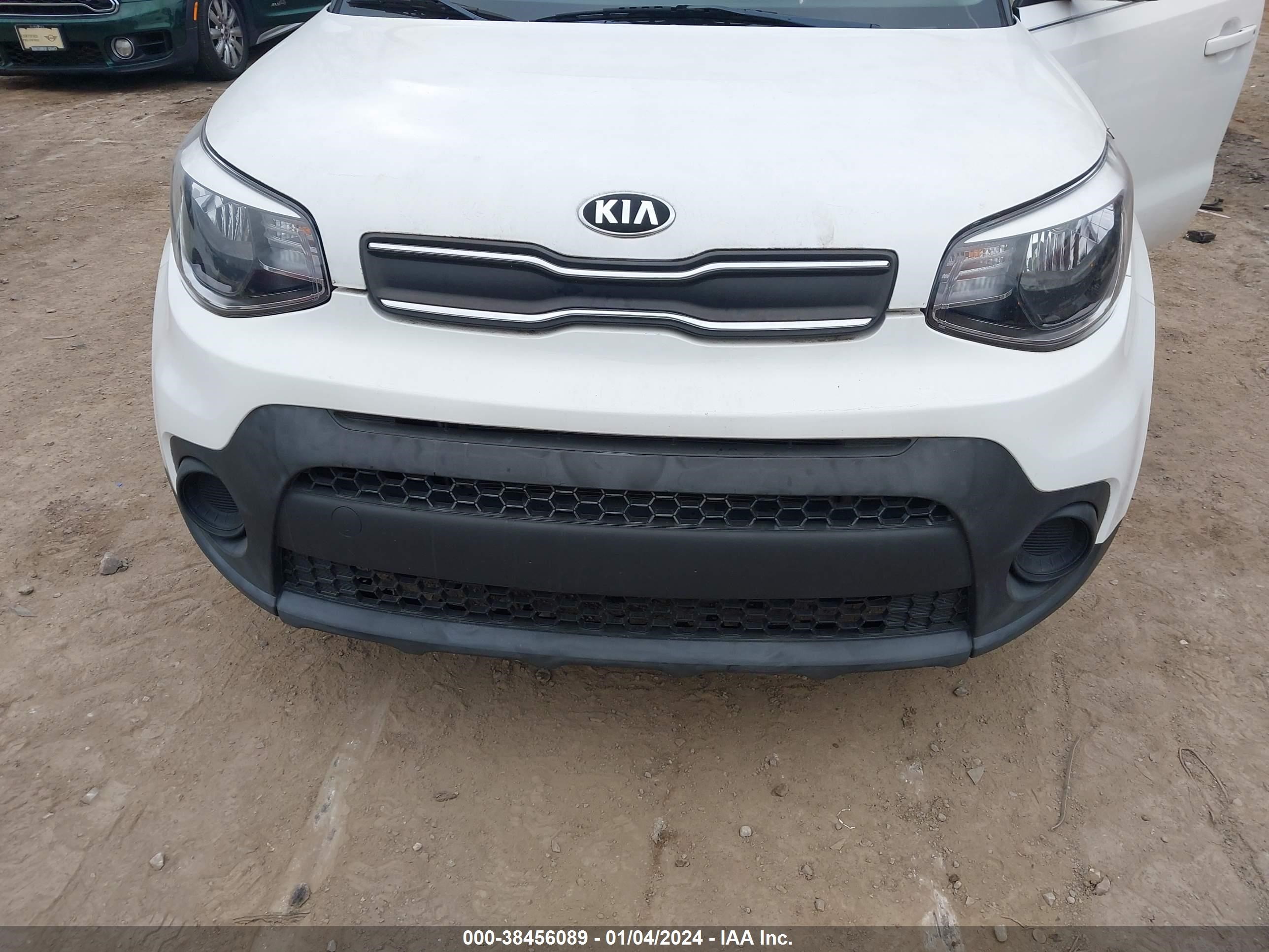 Photo 5 VIN: KNDJN2A23K7921401 - KIA SOUL 