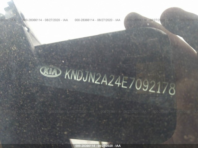 Photo 8 VIN: KNDJN2A24E7092178 - KIA SOUL 