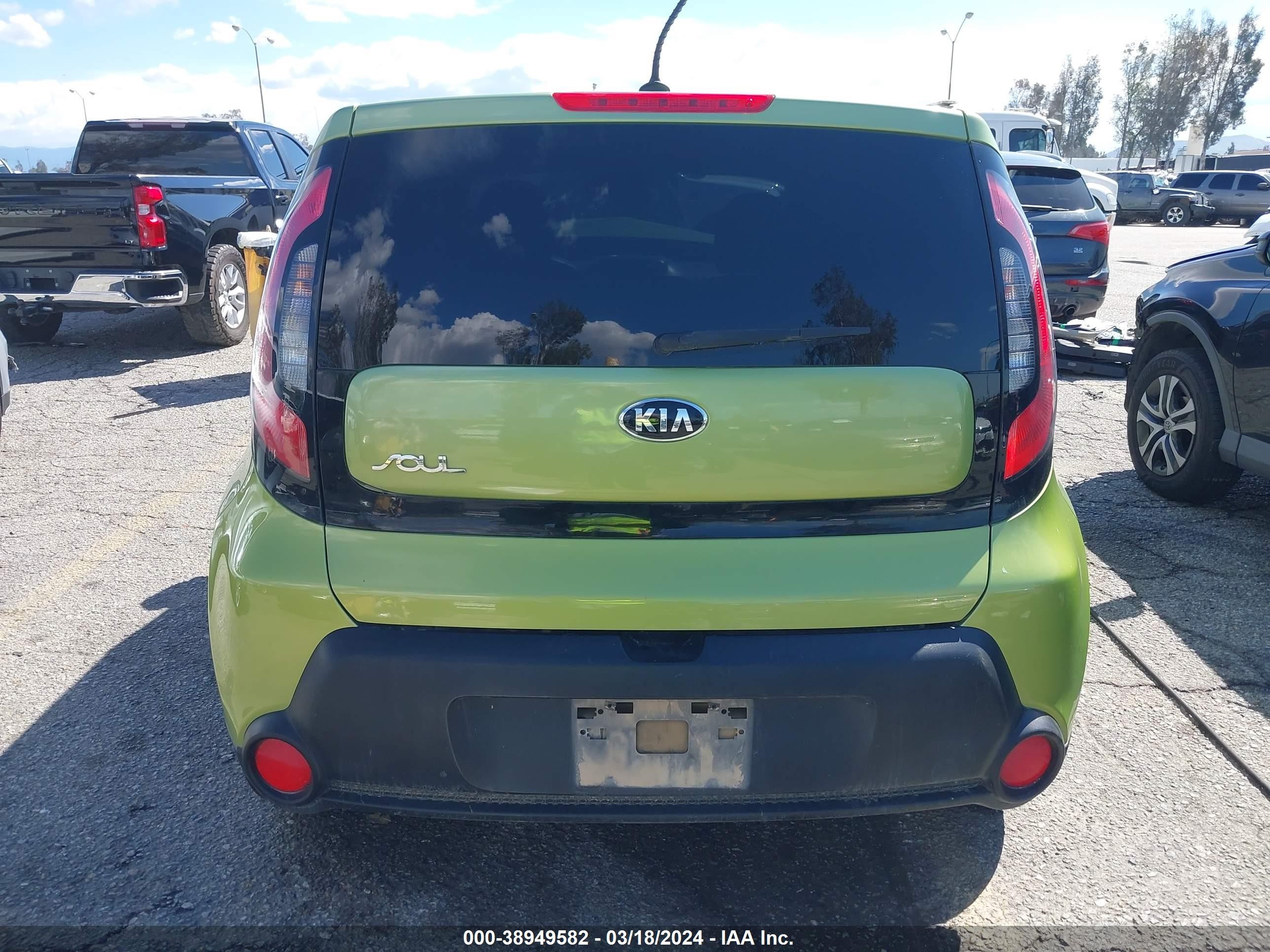 Photo 15 VIN: KNDJN2A24E7736729 - KIA SOUL 