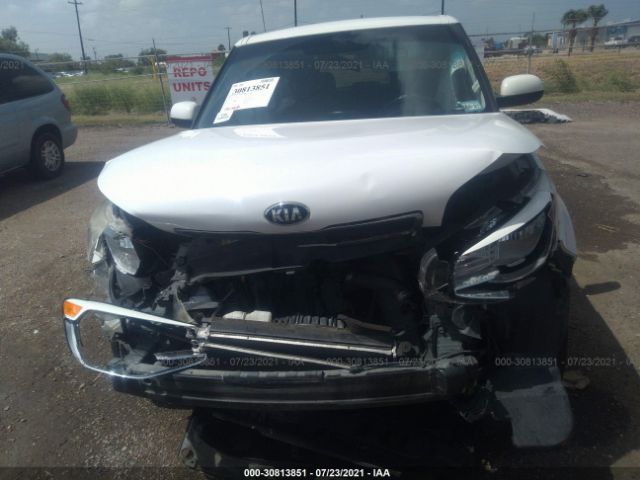 Photo 5 VIN: KNDJN2A24F7152848 - KIA SOUL 