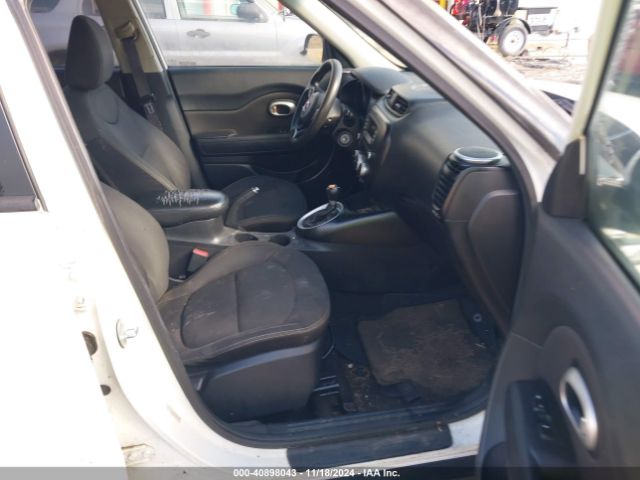 Photo 4 VIN: KNDJN2A24F7159976 - KIA SOUL 