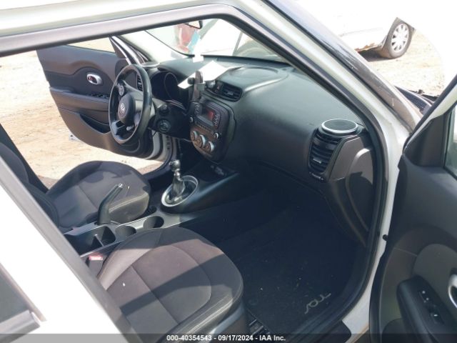 Photo 4 VIN: KNDJN2A24F7167043 - KIA SOUL 