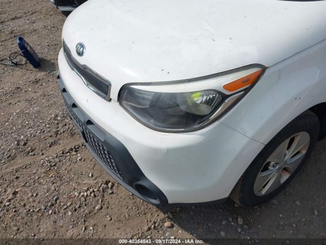 Photo 5 VIN: KNDJN2A24F7167043 - KIA SOUL 