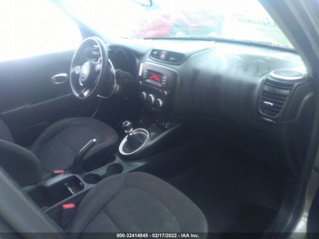 Photo 4 VIN: KNDJN2A24F7186899 - KIA SOUL 