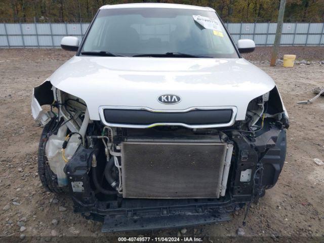 Photo 5 VIN: KNDJN2A24F7228567 - KIA SOUL 