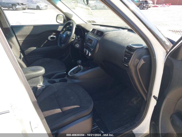 Photo 4 VIN: KNDJN2A24F7234224 - KIA SOUL 